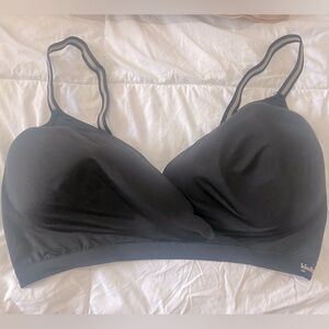 Black kindly bra bralette xxxl (no underwire)